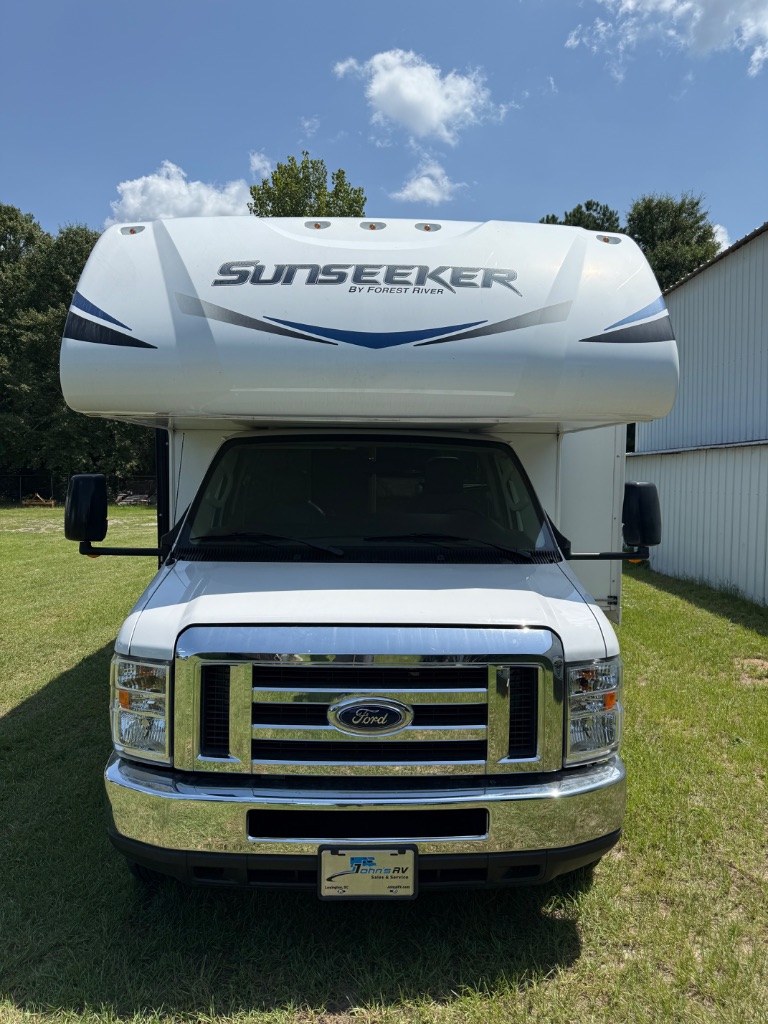 2018 Ford E-Series Cutaway Base - Photo 6